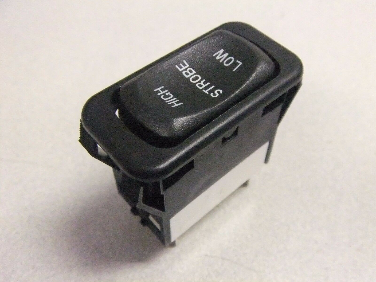 Freightliner Rocker Switch - High / Strobe / Low - P/N A06-30769-156 (3939699654742)