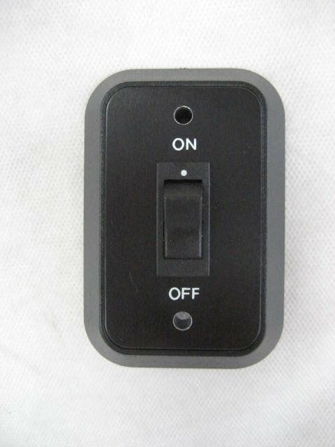 Freightliner/Jensen On/Off Switch - PN 8976 (3939672490070)