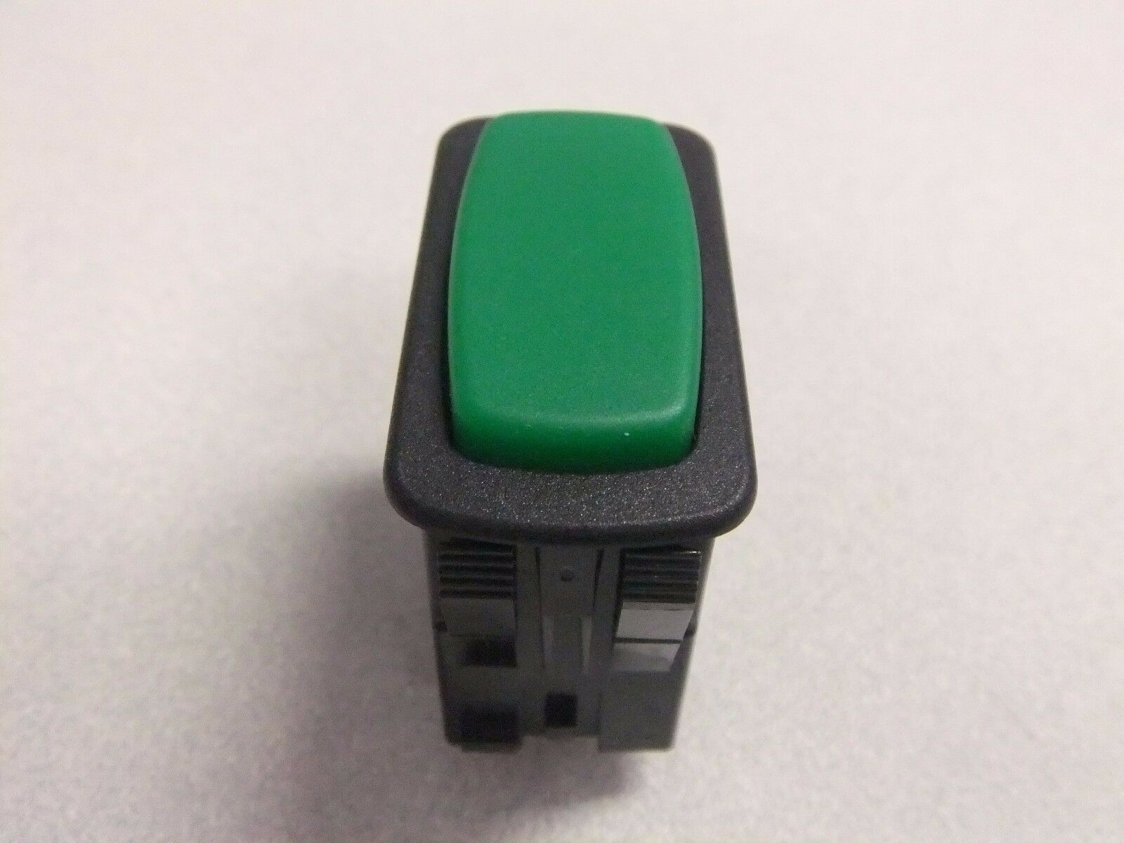 New Green Freightliner Switch Indicator Light - P/N A06-86377-608 (3939723771990)
