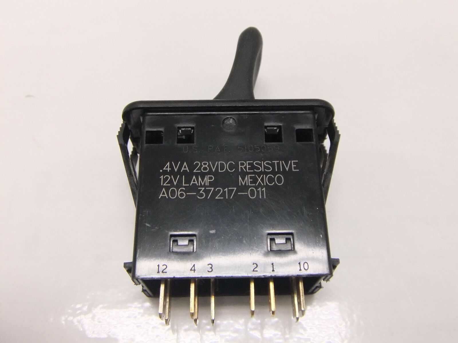 New Freightliner Transmission Retarder Paddle Switch - P/N A06-37217-011 (3939699851350)