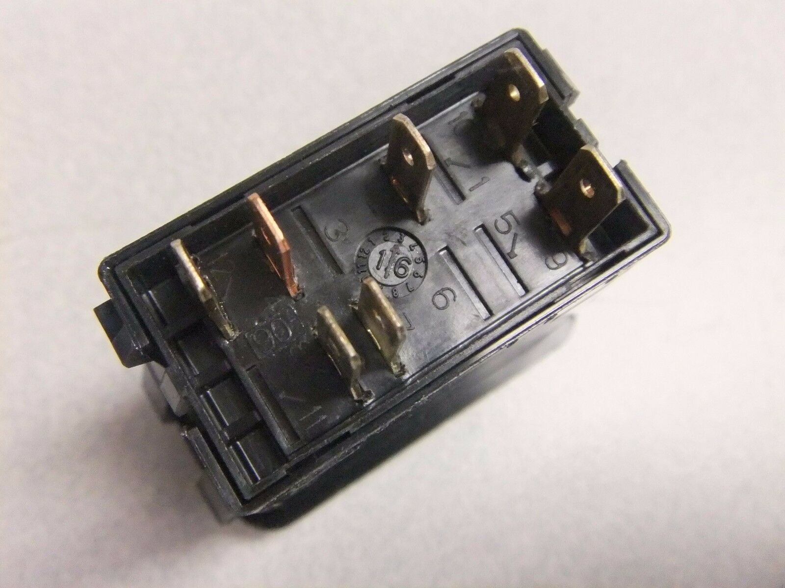 New Red Freightliner Switch Indicator Light - P/N A06-86377-602 (3939722756182)