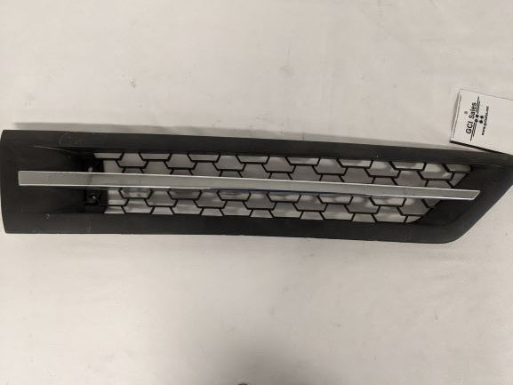 Used Freightliner RH Hood Mounted Intake Bezel - P/N A17-21186-001 (6587407368278)