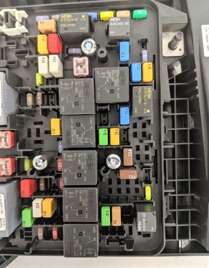 Used Freightliner Power Distribution Module - P/N A06-95486-001 (6592350945366)