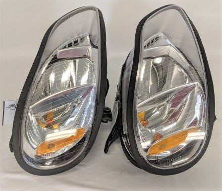 *Parts Only Broken Bracket Set of 2* FLN M2 RH Headlamps - P/N: A06-75732-004 (6601746874454)