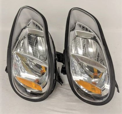 *Parts Only Damaged Set of 2* FLN M2 LH Headlamps - P/N: A06-75732-004 (6602000662614)