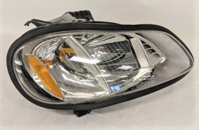 Cracked Freightliner M2 RH Headlamp - P/N A06-75732-005 (6604122030166)