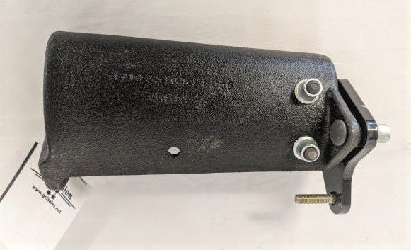 Damaged Lower Mounting Strut Bracket, LH - P/N A17-20194-000 (6608933879894)