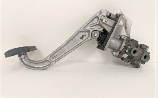 Wabco Freightliner P3 Brake Valve Pedal Assembly - P/N A12-28399-001 (6618562560086)