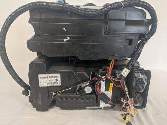 Damaged Bergstrom FTL P3 Opt. Idle Split PHVAC Unit - P/N A22-72122-004 (6739042369622)