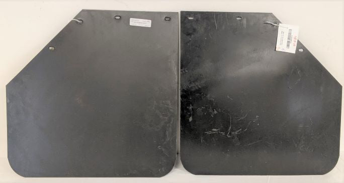 *Set of 2* Used Freightliner 24" Black Plastic Mud Flap w/o Logo - P/N 22-69608-031 (6742986293334)