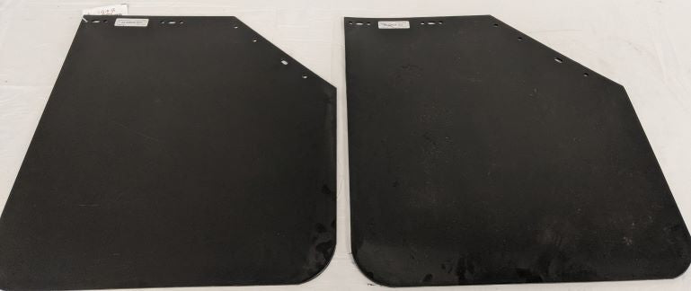 *Set of 2* Freightliner 20 Inch RH Rear Mudflap - P/N 22-69608-023 (6742987014230)