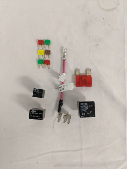 Freightliner *Lot Of 10* Fuses & Harness - P/N A06-85822-001 (6770819956822)