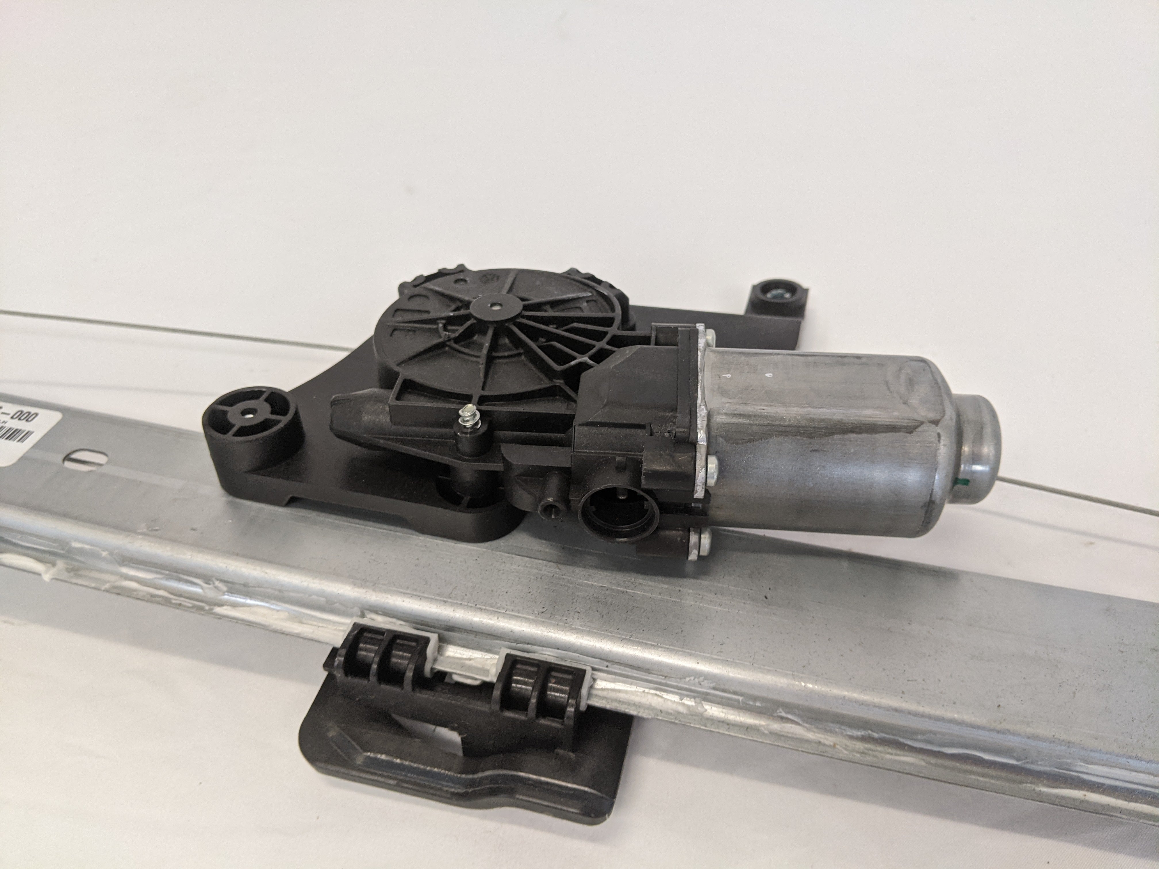 New Freightliner Electric Left Hand Window Regulator Assembly-P/N A18-71366-000 (10145240416572)