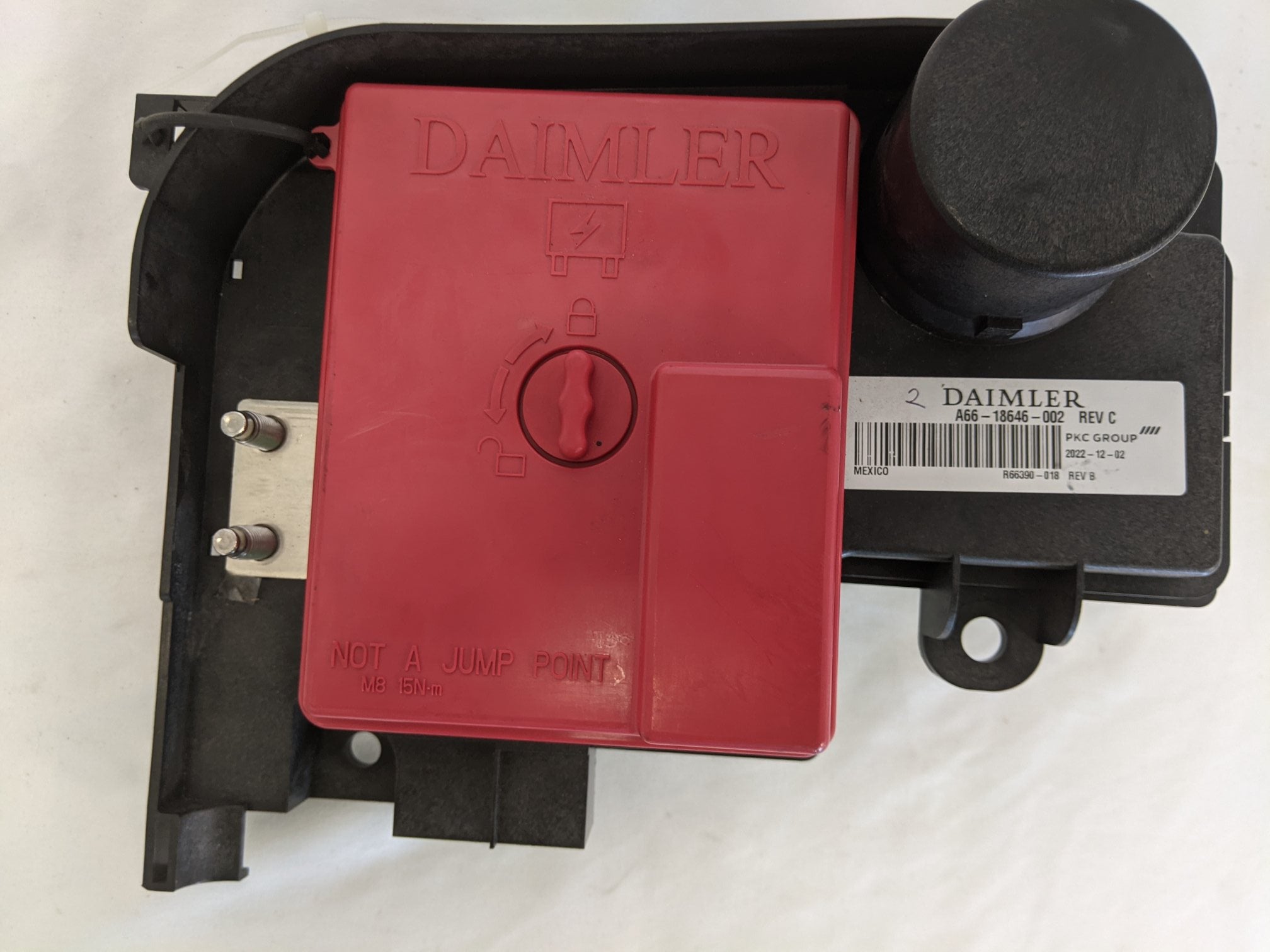 New Freightliner Daimler Battery Cable Access Power Module - P/N A66-18646-002 (10173275603260)