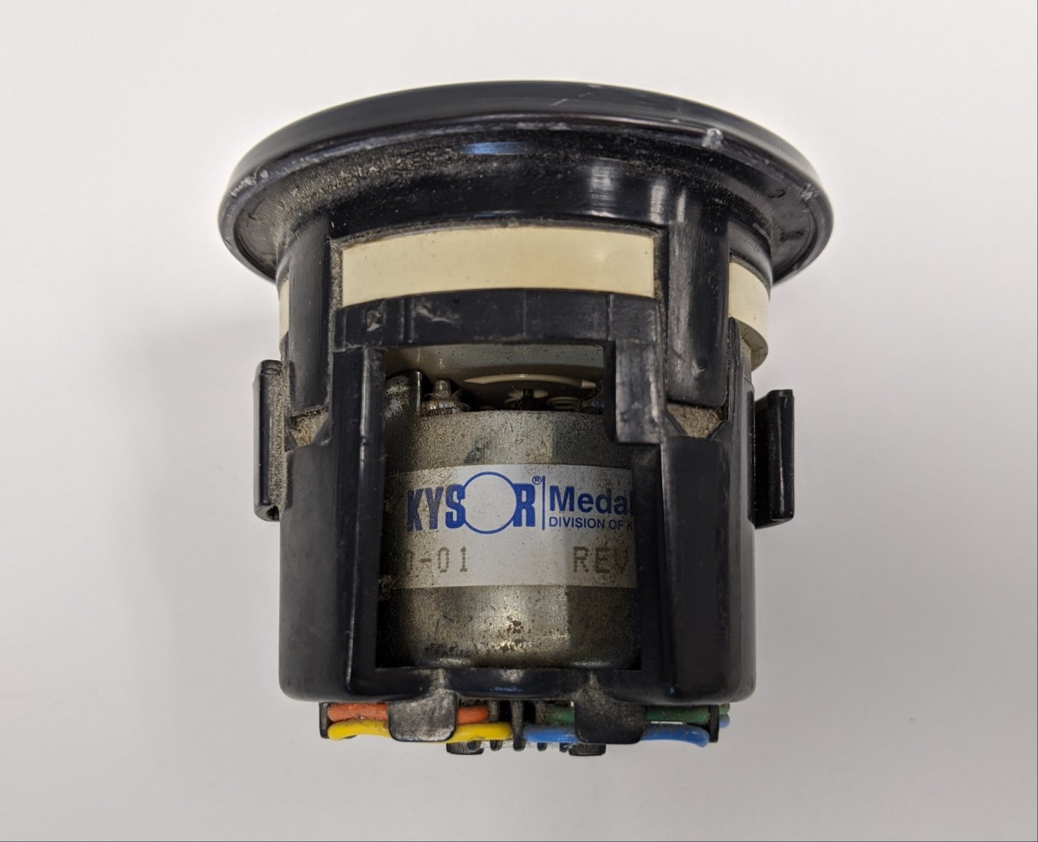 Used Freightliner Deg.°F Engine Oil Temperature Gauge - P/N 22-46517-000 (10093115834684)
