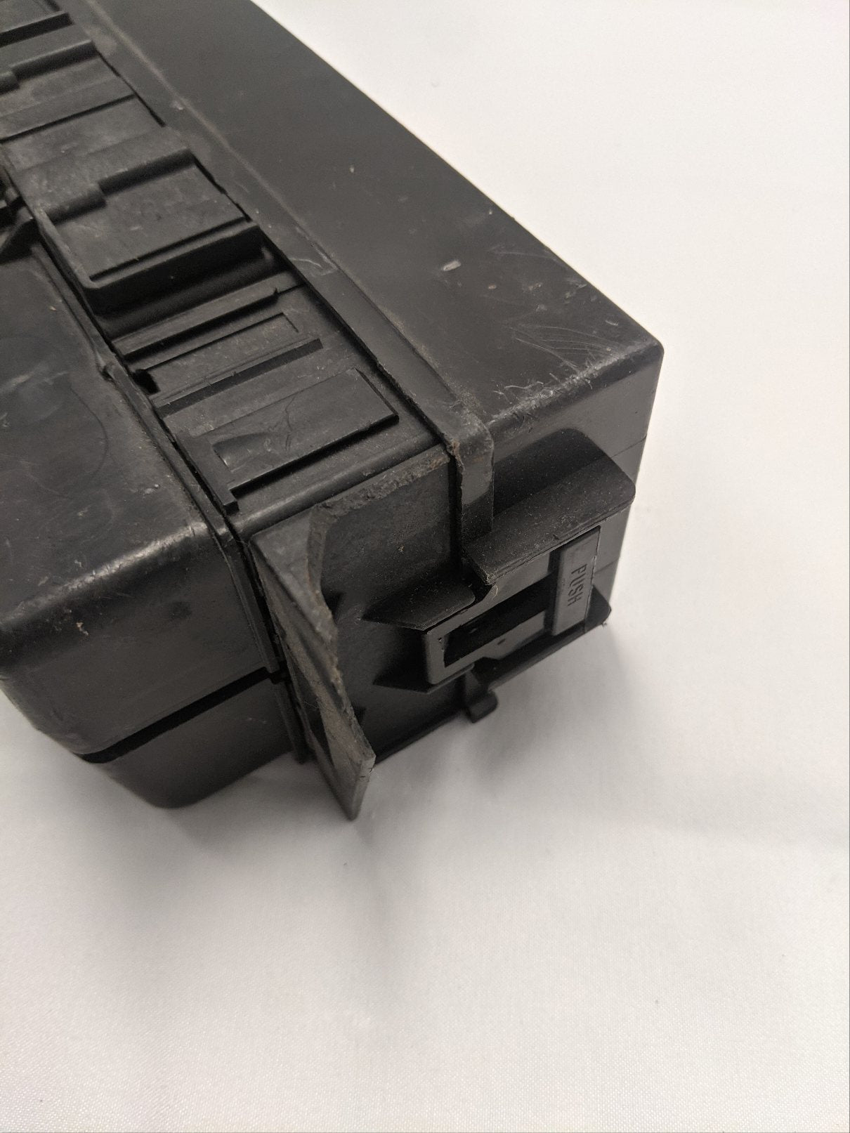 Damaged Freightliner PDB Optional Switch Panel & Wiring Box - P/N A06-77281-002