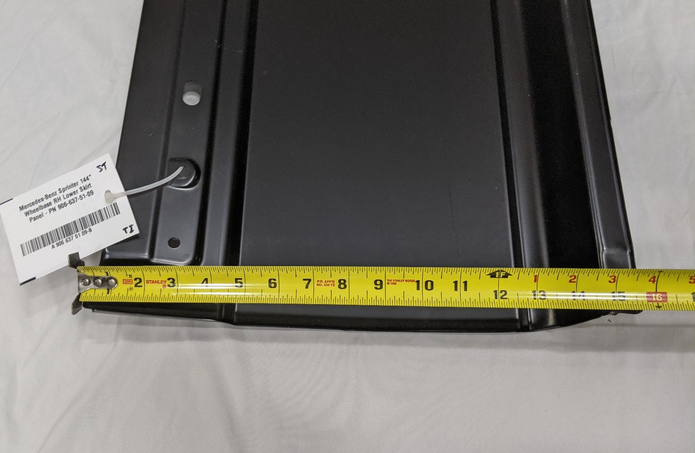 Mercedes-Benz Sprinter Van RH Lower Skirt Panel - 906-637-51-09