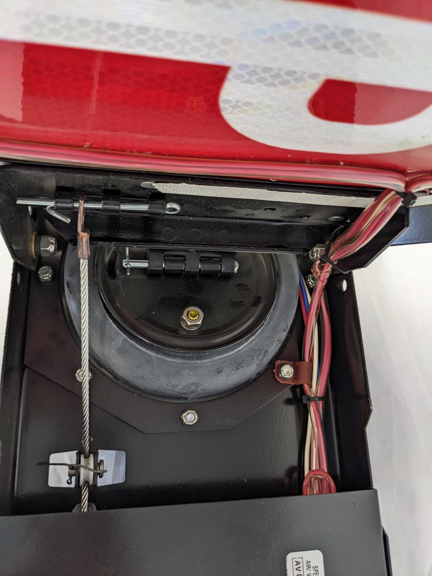 Specialty Manufacturing Inc. School Bus Air Stop Arm Assembly - P/N TBB 125953 (10090958586172)