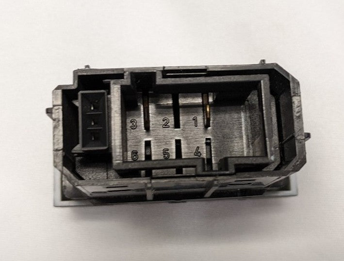 Freightliner Cascadia Message Buzzer Rocker Switch A06-53783-033