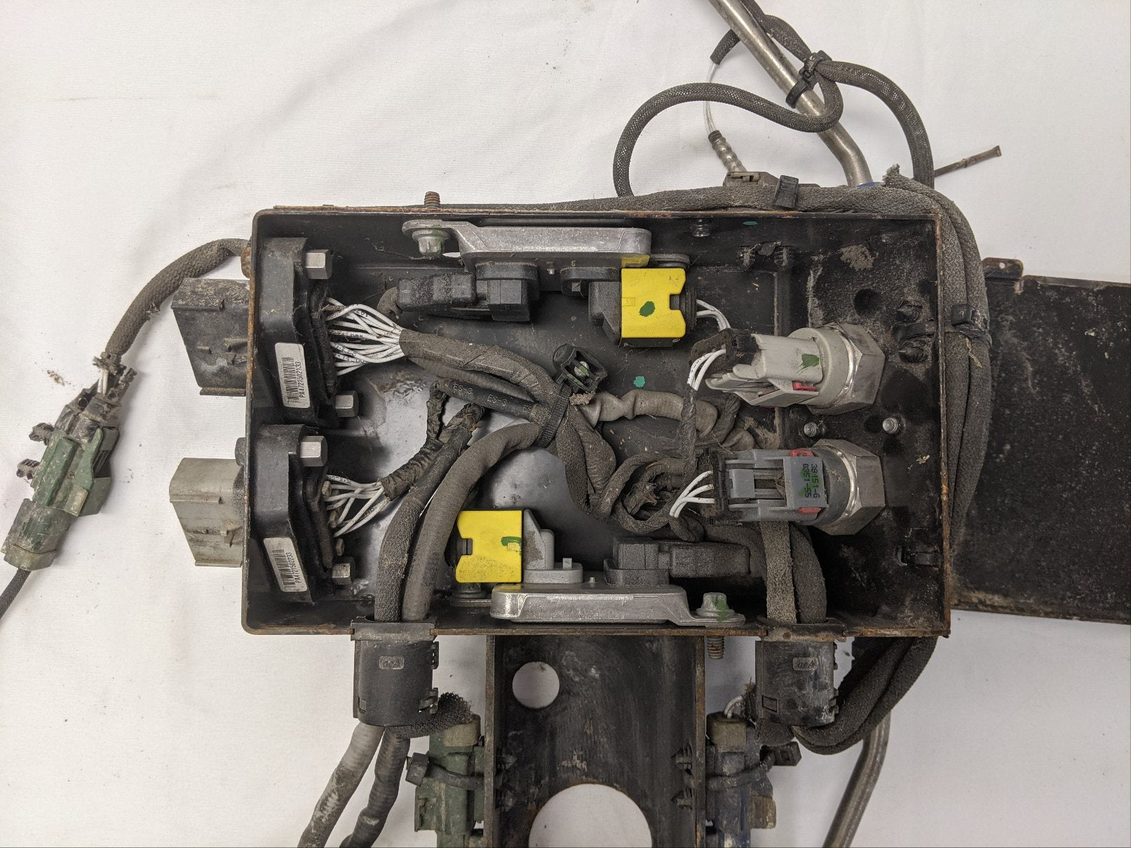 Used Freightliner DD15 DD13 DPF Aftertreatment Wiring Harness Sensor Box