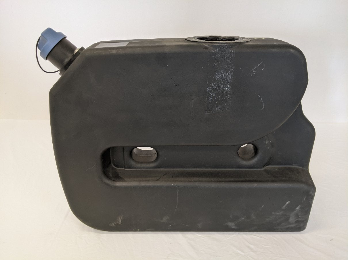 *No Vent* Freightliner 6 Gal DEF Tank - P/N  04-31371-000 (10169105383740)