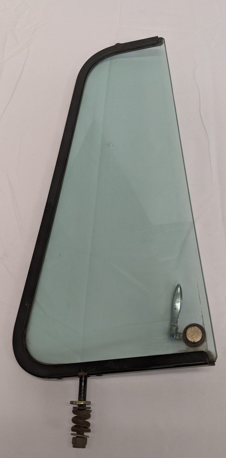 Used Freightliner FLD LH Latching Tinted Vent Window - P/N A18-17428-002 (10090821419324)