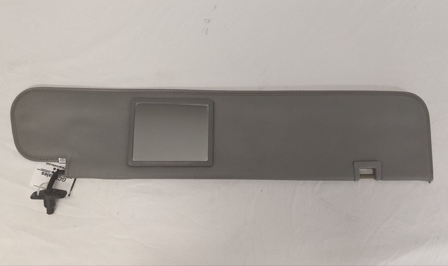 Used Freightliner Columbia RH Gray Interior Sunvisor w/ Mirror-P/N A22-58995-001