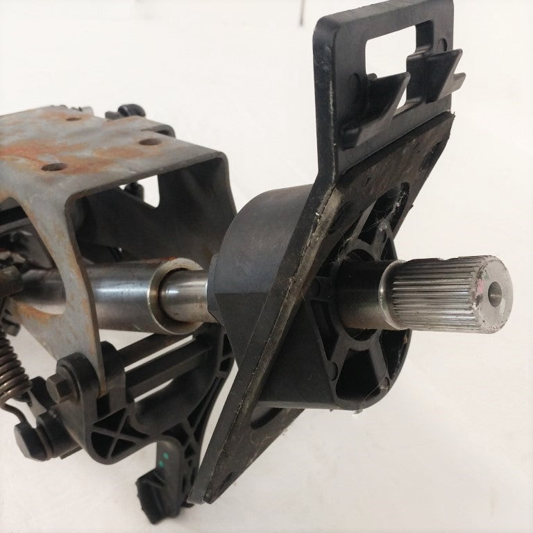 Damaged TRW 125BBC Adjustable Steering Column - P/N  A14-17703-006 (8754898862396)