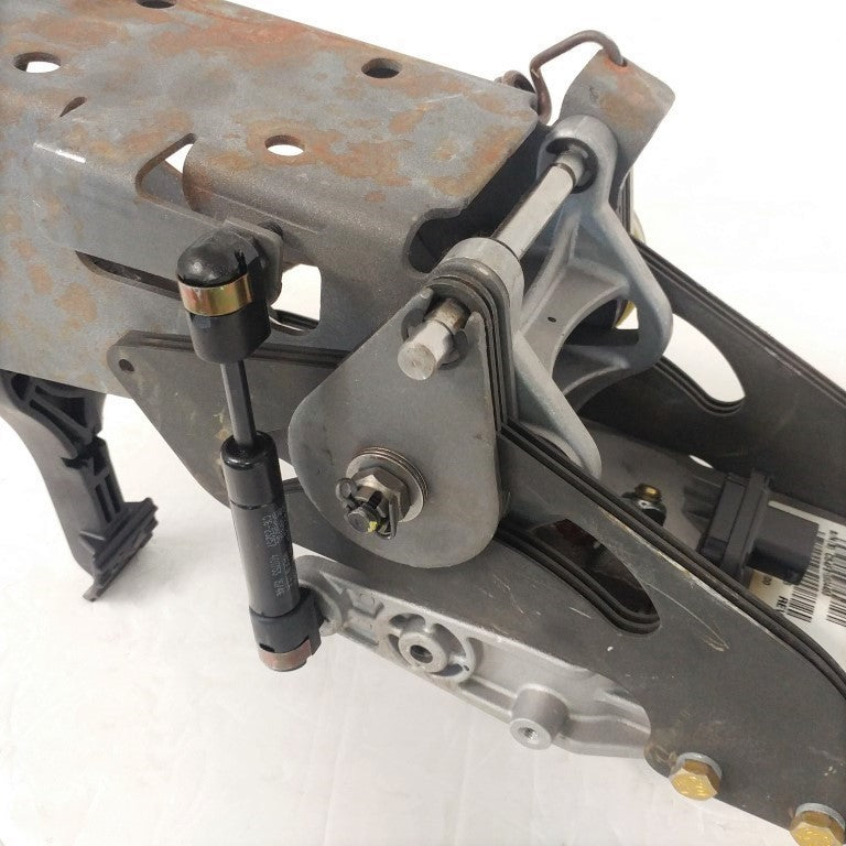 Damaged TRW 125BBC Adjustable Steering Column - P/N  A14-17703-006 (8754898862396)