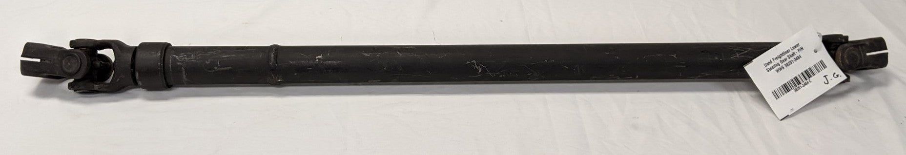 Freightliner Lower Steering Gear Shaft (WWS 38201-3484) - Used