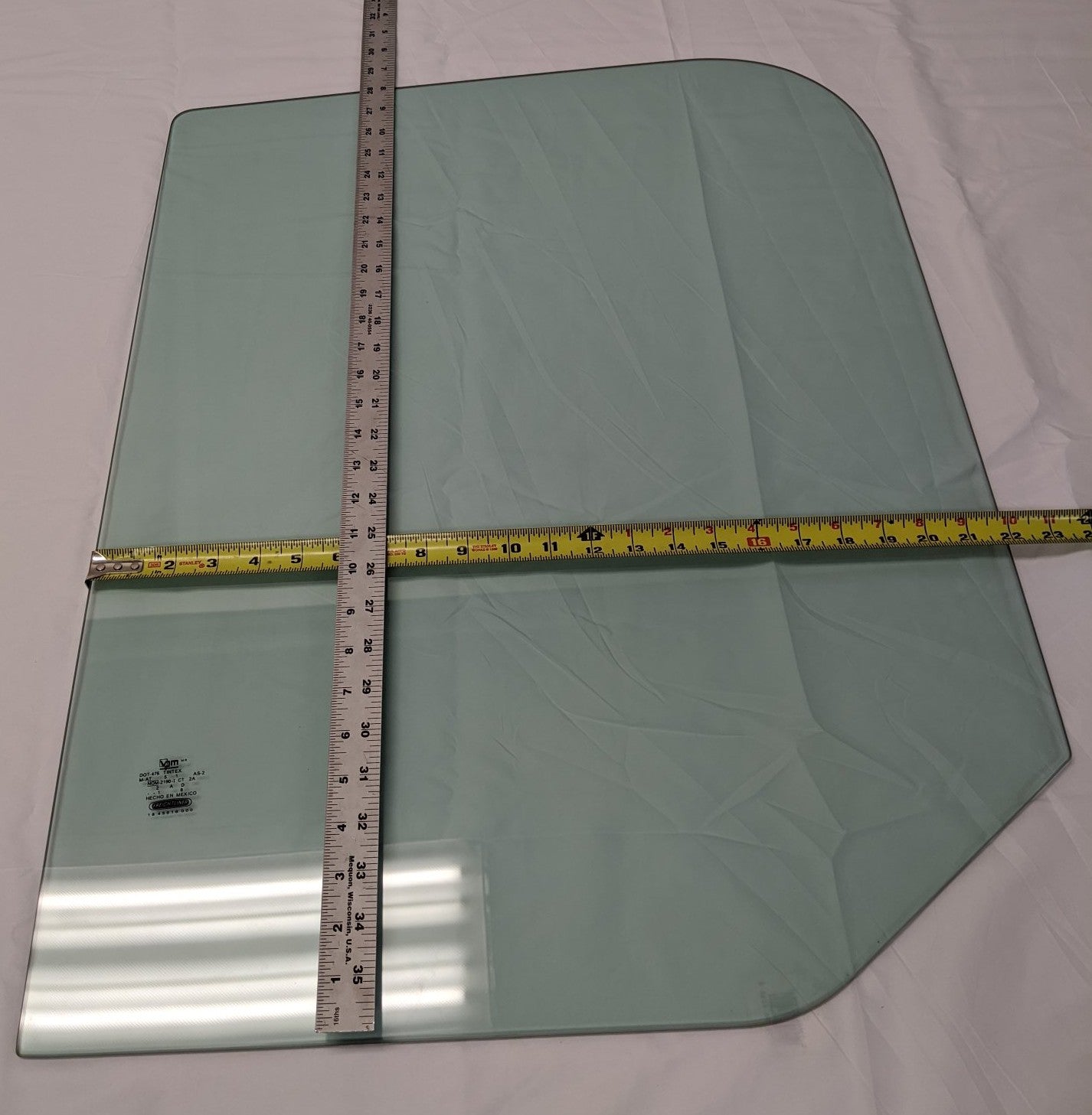 Freightliner M2 LH Cab Door Window Glass - 18-45616-000