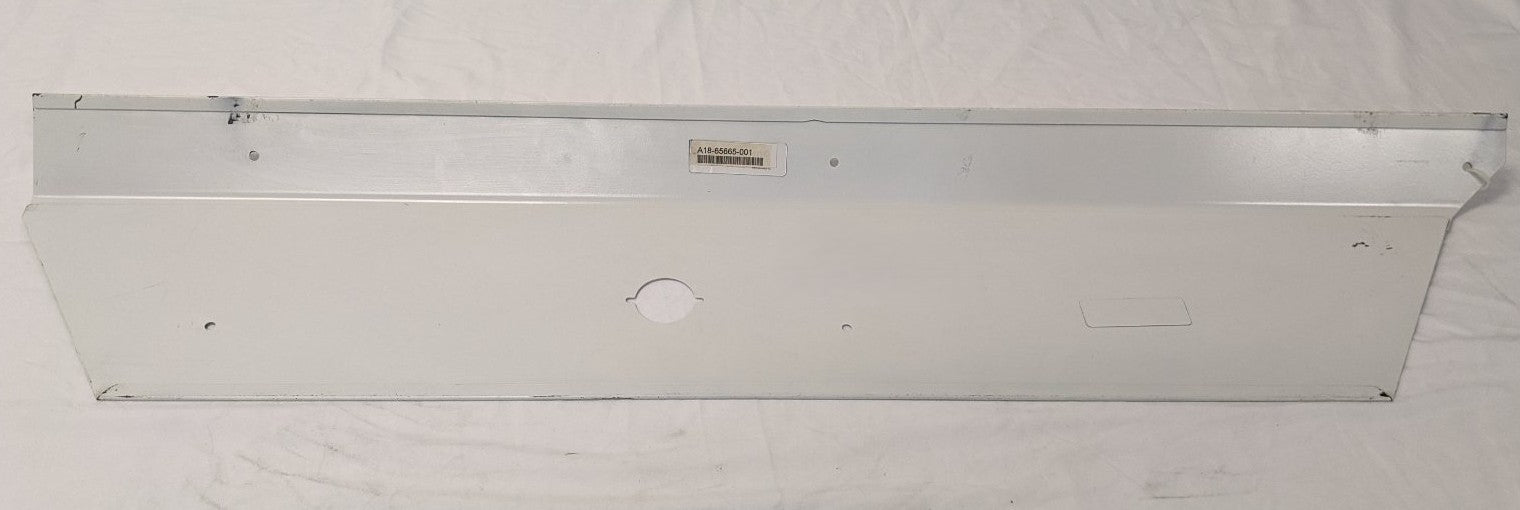 Western Star 4700 White LH Rear Skirt Panel - A18-65665-001