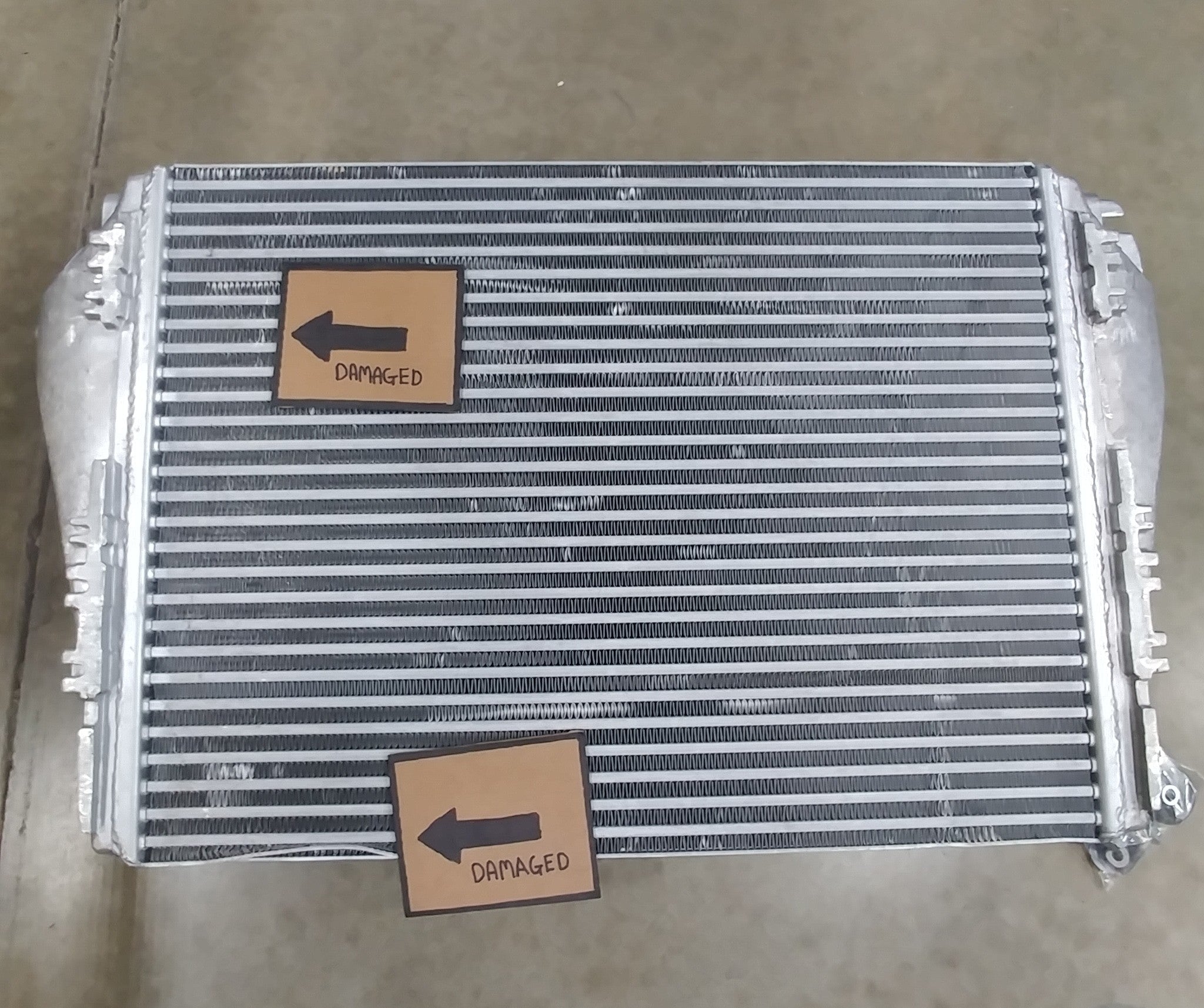 *Dented* Freightliner 28 ¾" x 21 ½" Charge Air Cooler - P/N  CE257001 (8756574814524)