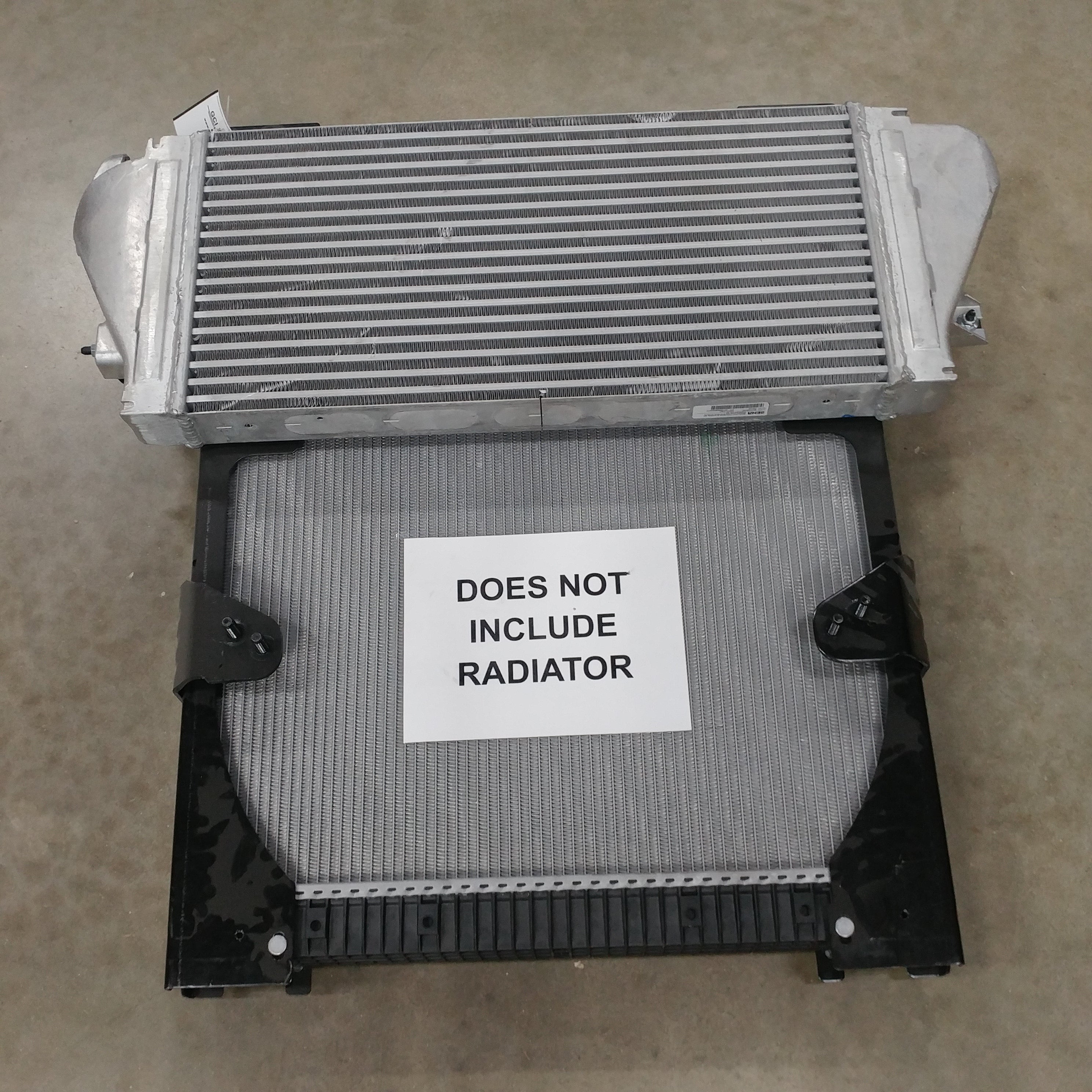 Freightliner M2 27½" x 14" x 2½" Charge Air Cooler - P/N  BHT D3032 (8758659973436)