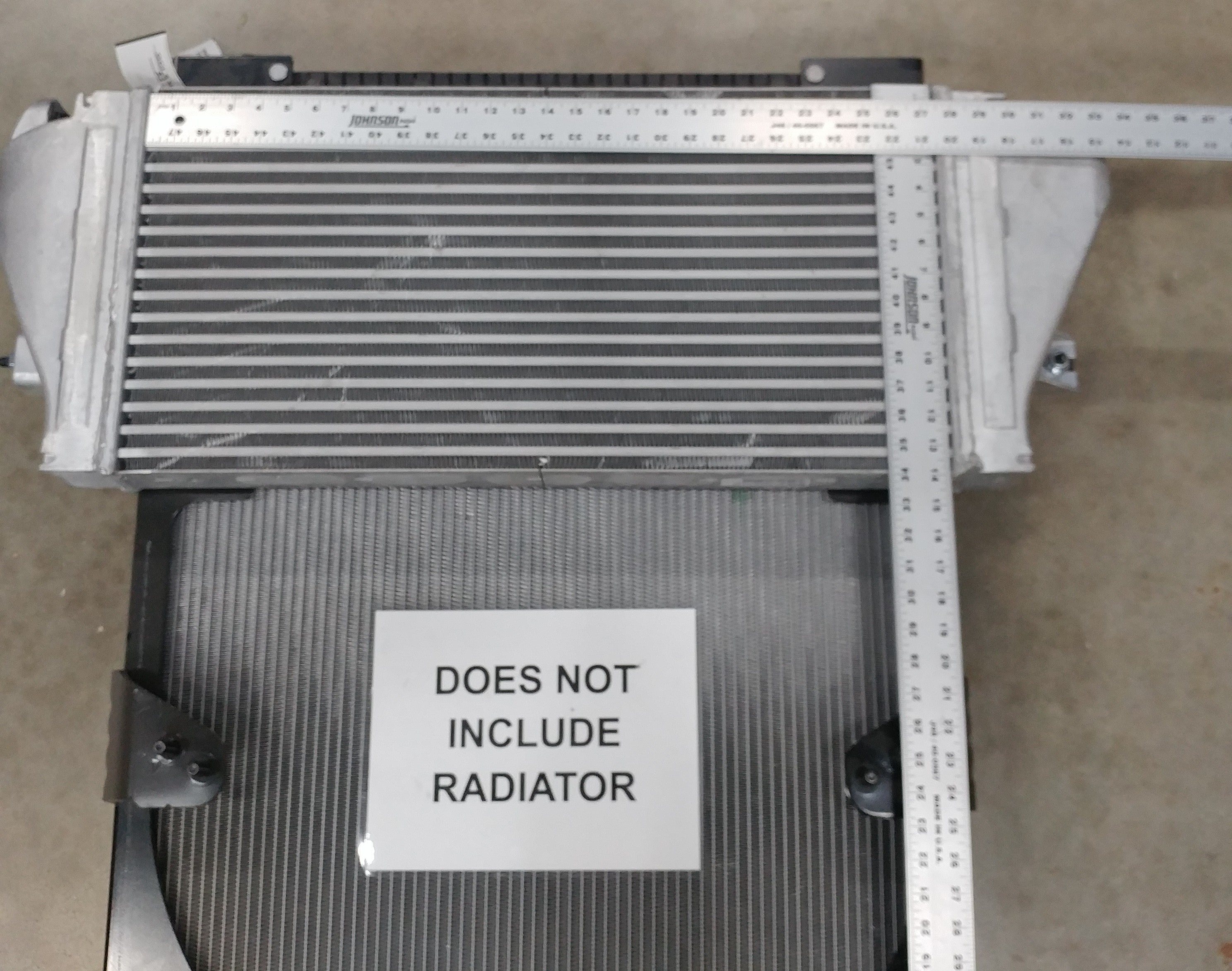 Freightliner M2 27½" x 14" x 2½" Charge Air Cooler - P/N  BHT D3032 (8758659973436)