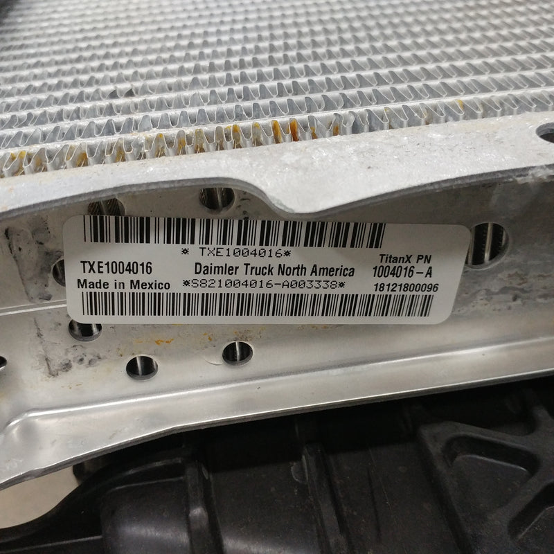 Freightliner M2 Radiator - TXE1004016 & CAC - TXE1030482 Assy - P/N 05-33707-006 (8437476655420)