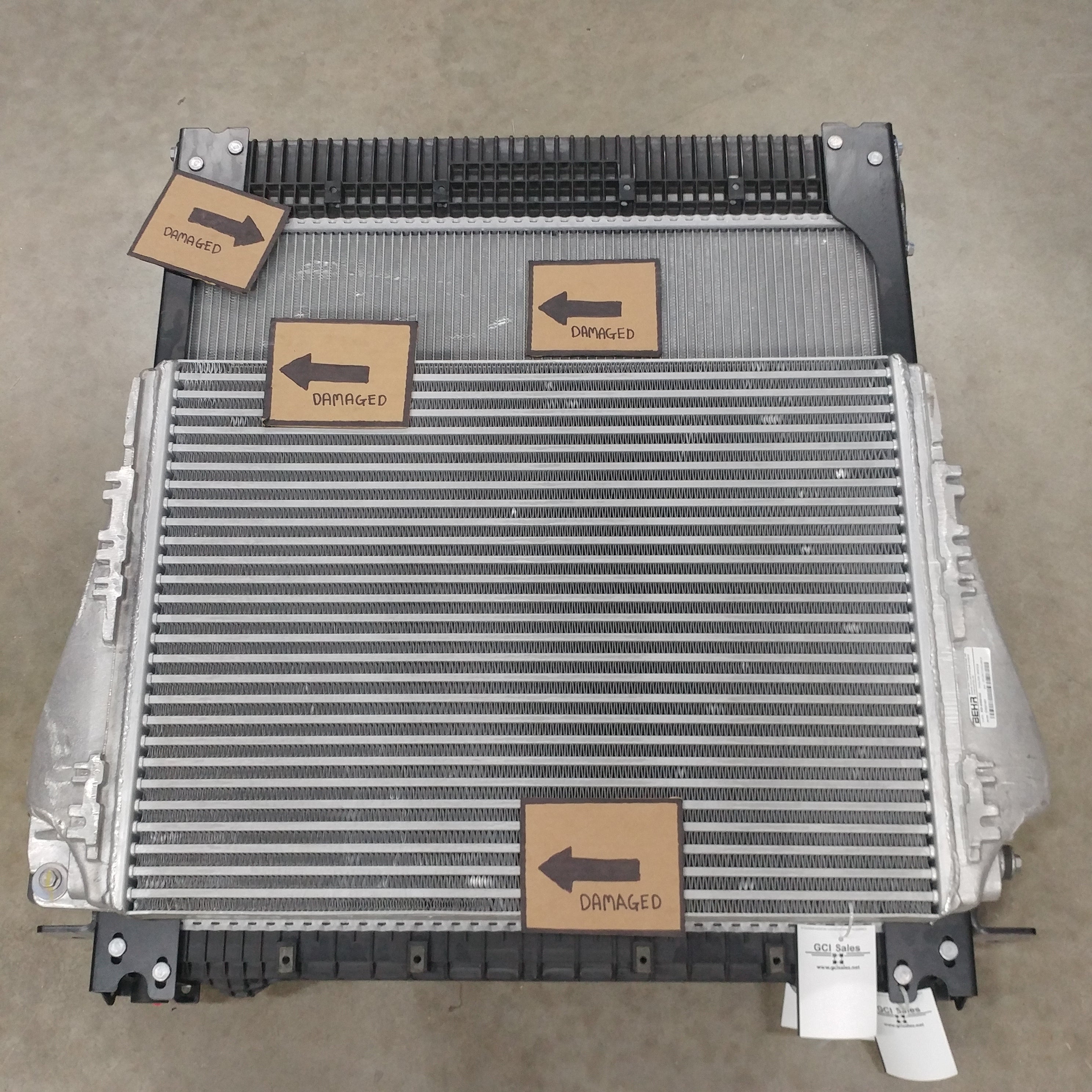 Freightliner M2 CAC - 01-32211-000 & Radiator Assembly - P/N  A05-30693-000 (8103763870012)