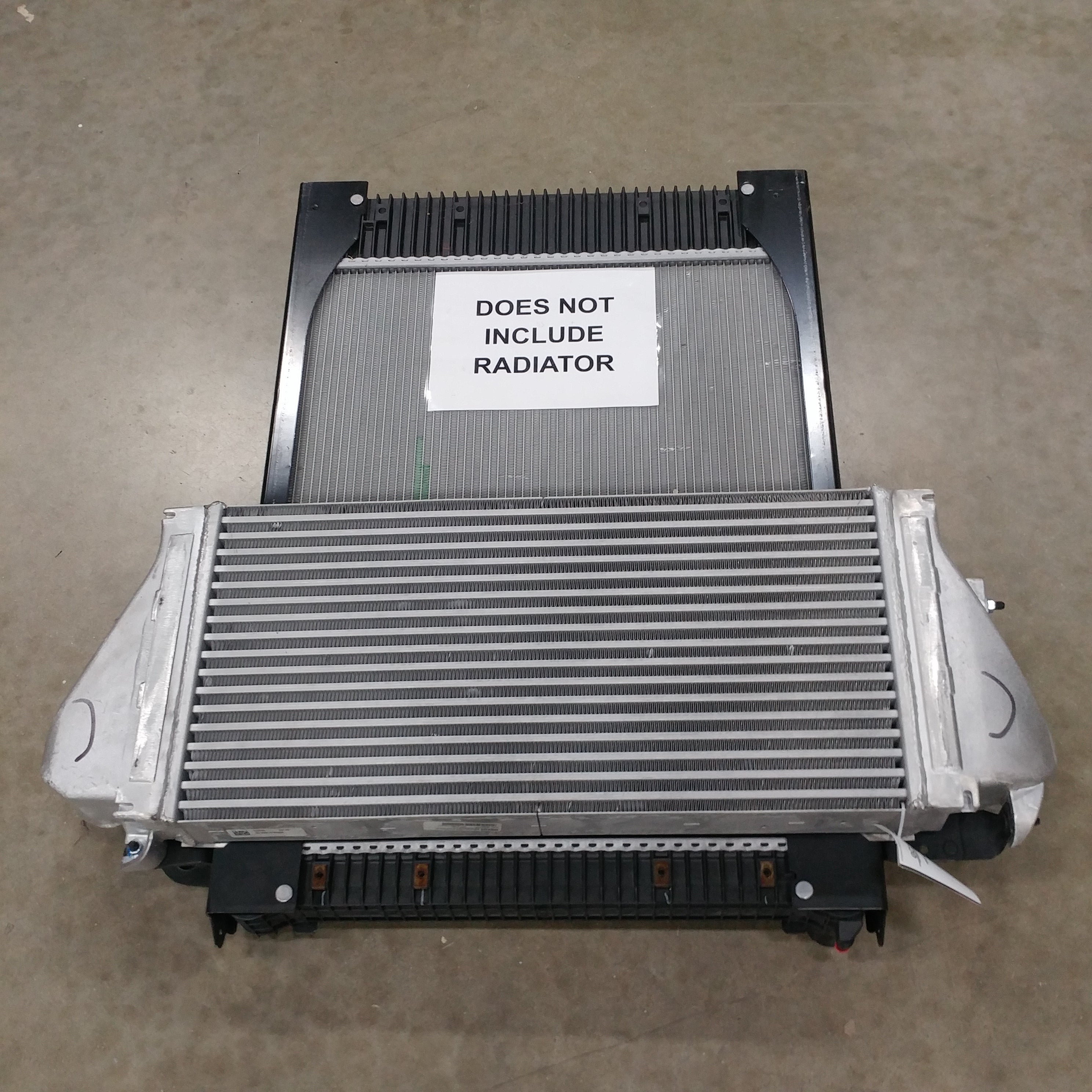 Freightliner M2 27 ½" x 14" x 2 ½" Charge Air Cooler - BHT D3032 (9609979953468)