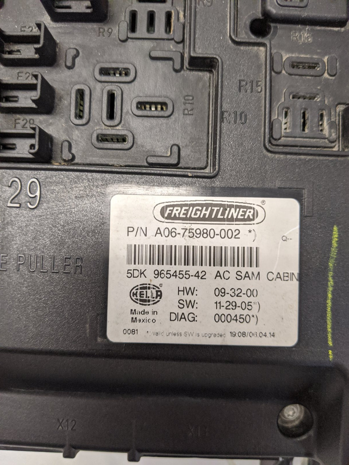 Freightliner Cabin Control Module (A06-75980-000)