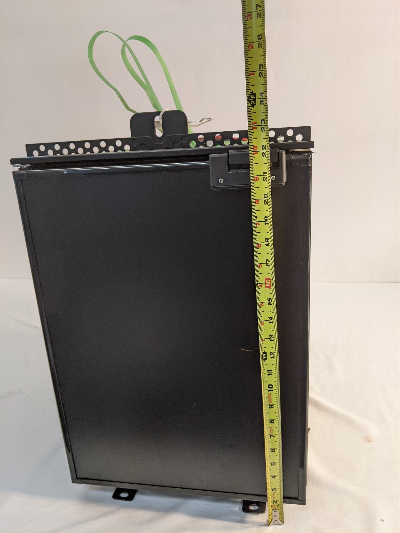 Used Freightliner Cascadia P3 49L Refrigerator Assembly - P/N A22-74775-000 (10090950000956)