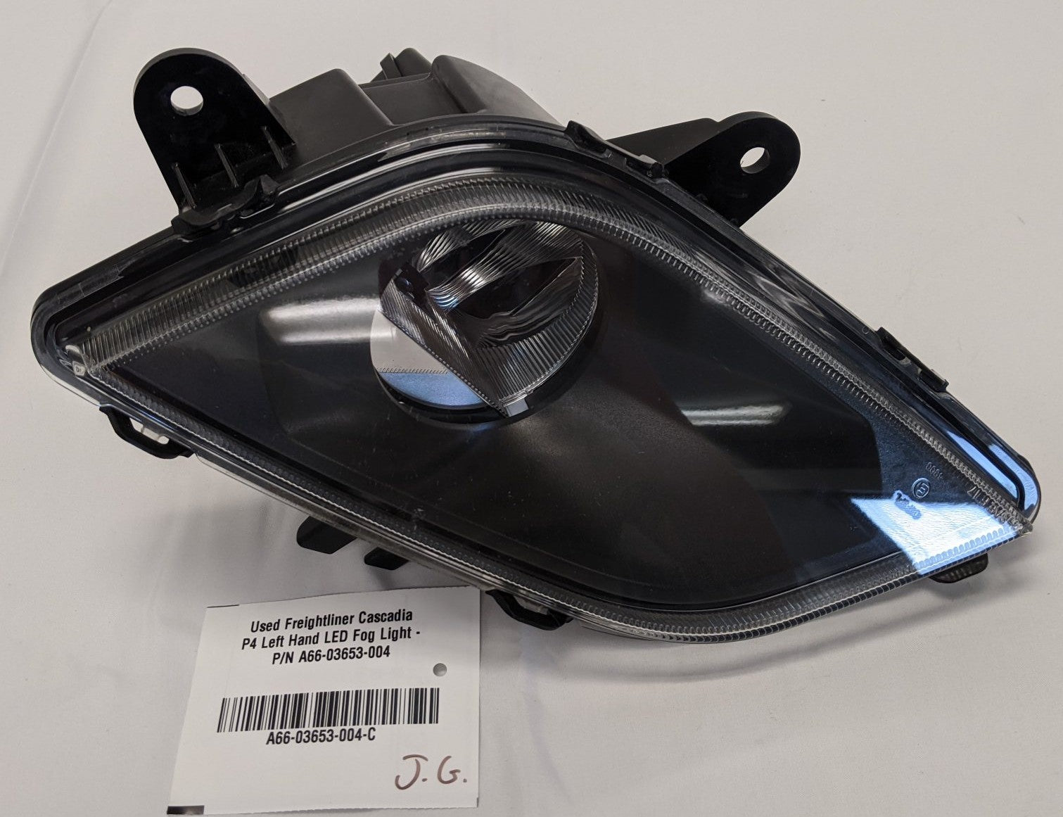 Used Freightliner Cascadia P4 LH LED Fog Light - P/N A66-03653-004