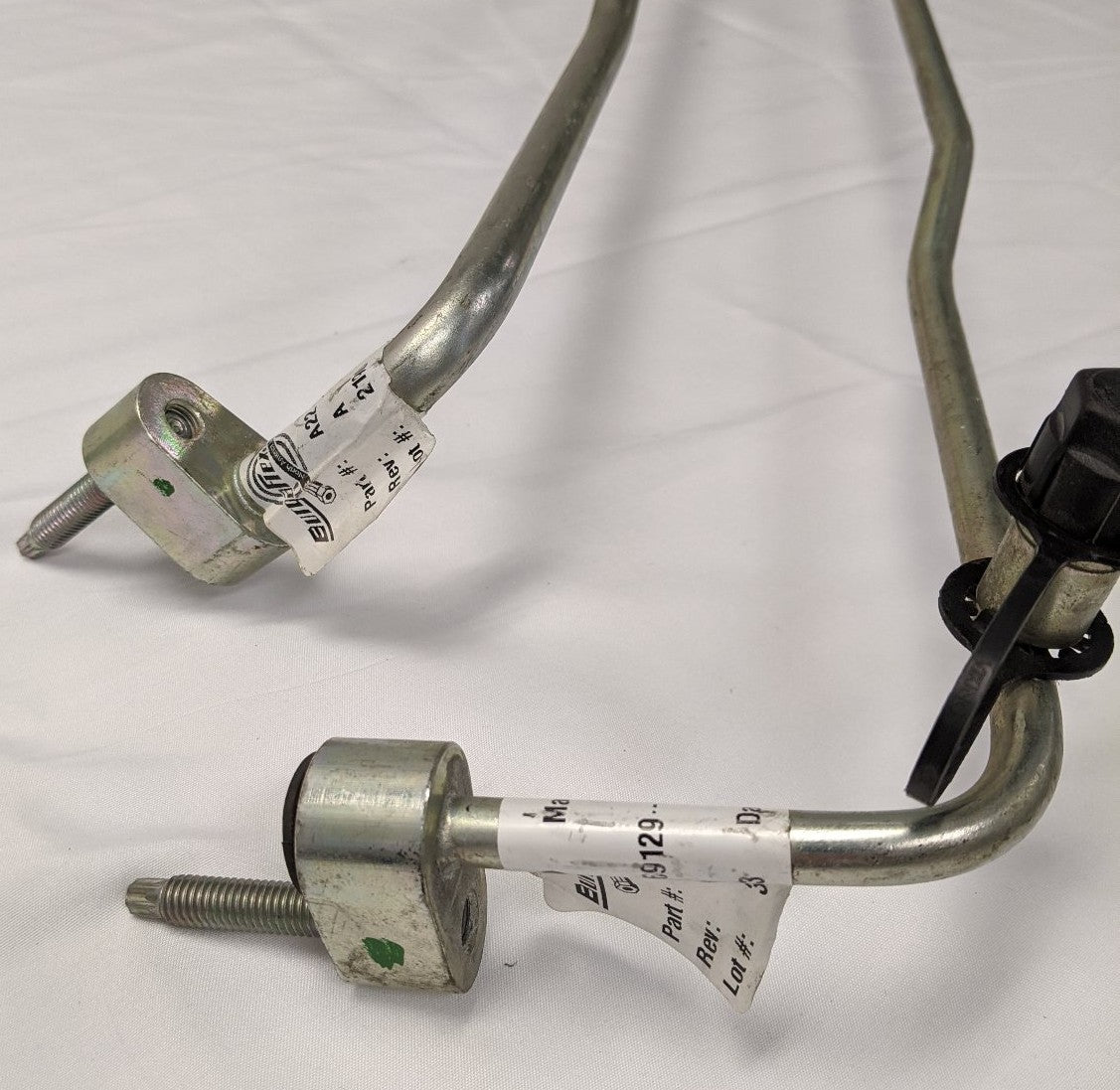 Freightliner Sleeper A/C Hose Set A22-69128-000 & A22-69129-000