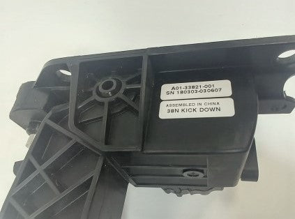 Damaged Freightliner Accelerator/Throttle Pedal - P/N  A01-33821-001 (4127090278486)