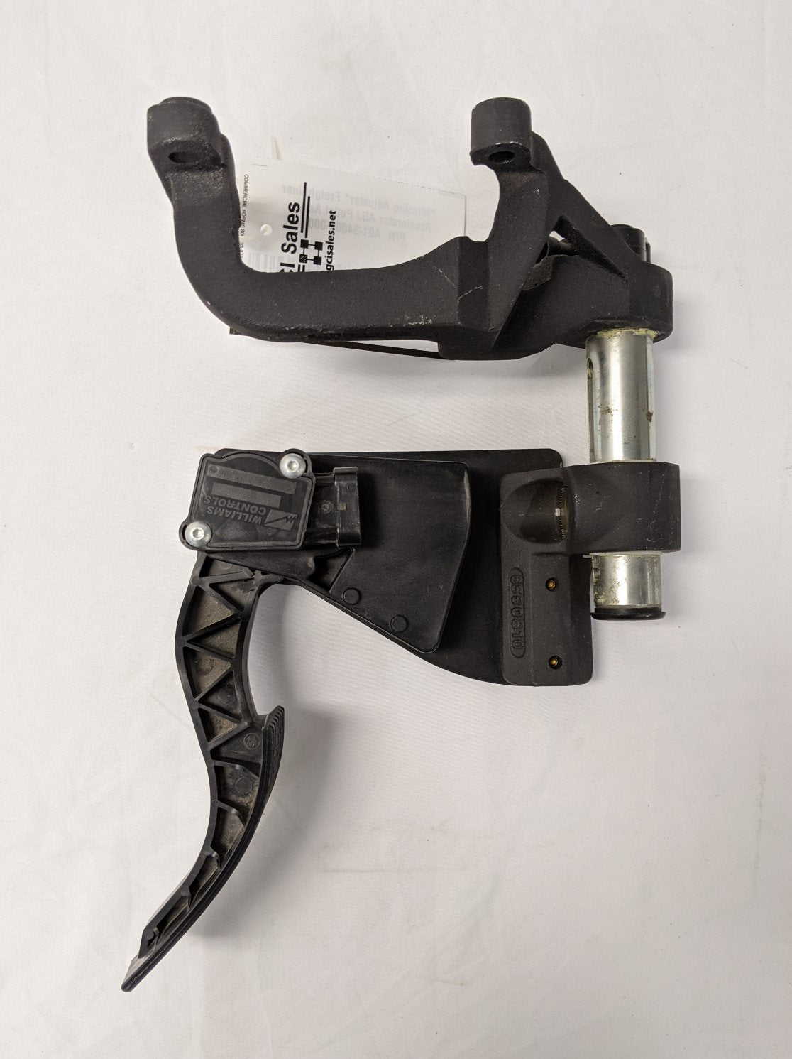 *Missing Adjuster* Freightliner Accelerator ADJ Pedal Assy - P/N  A01-34001-000
