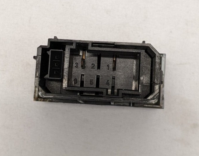 Freightliner Cascadia HSA Override Rocker Switch A06-53783-822