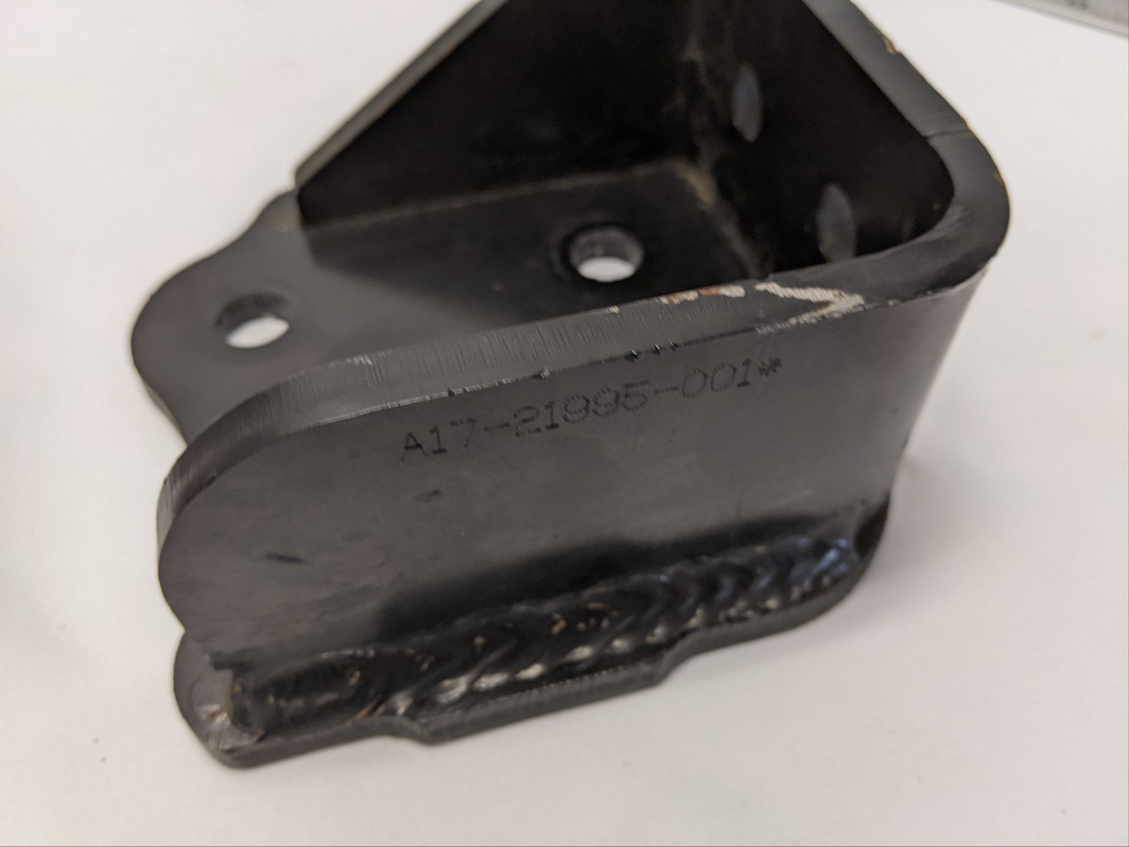 Freightliner M2 RH Front Bumper Mounting Bracket -P/N A17-21995-001