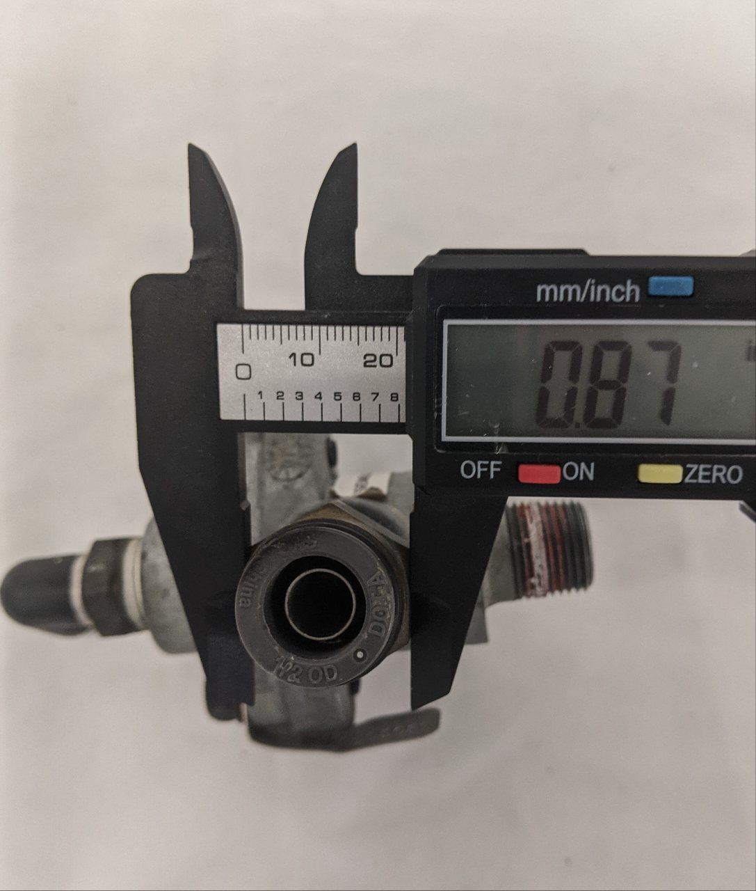 Bendix Double Check Air Valve - P/N  280809