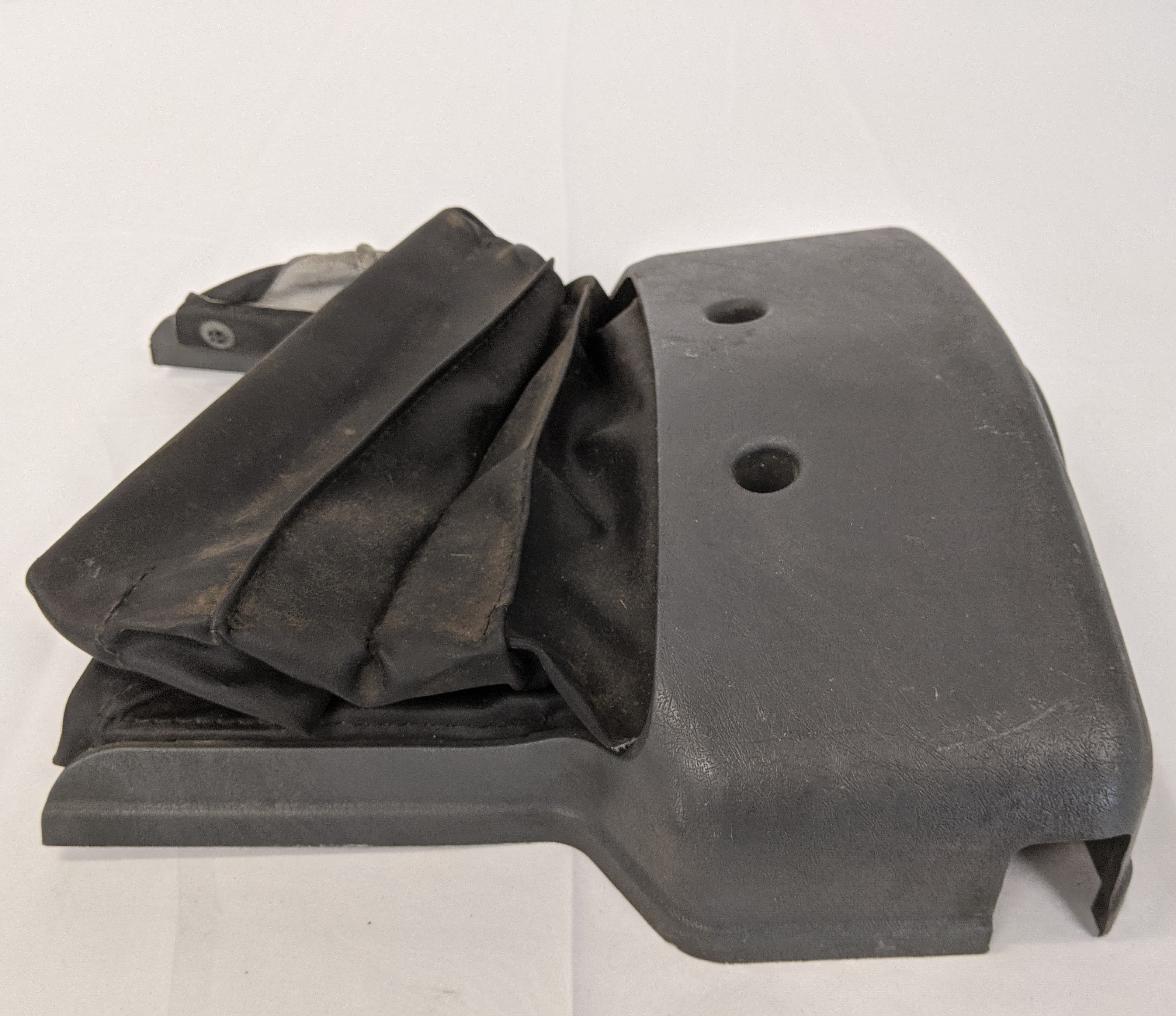 Damaged Freightliner Columbia, Century Steering Column Cover - P/N A22-62867-000 (10029762576700)