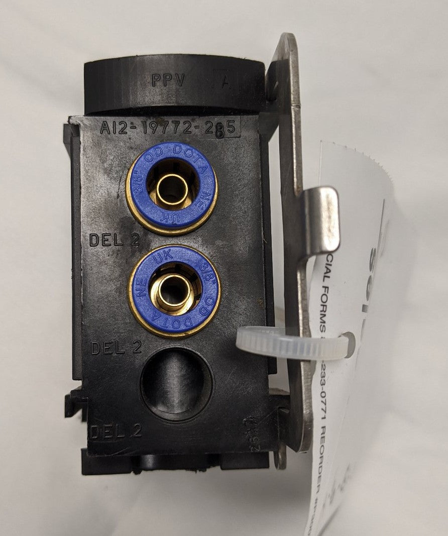 Used Freightliner Pressure Protection Valve Module - P/N A12-19772-285