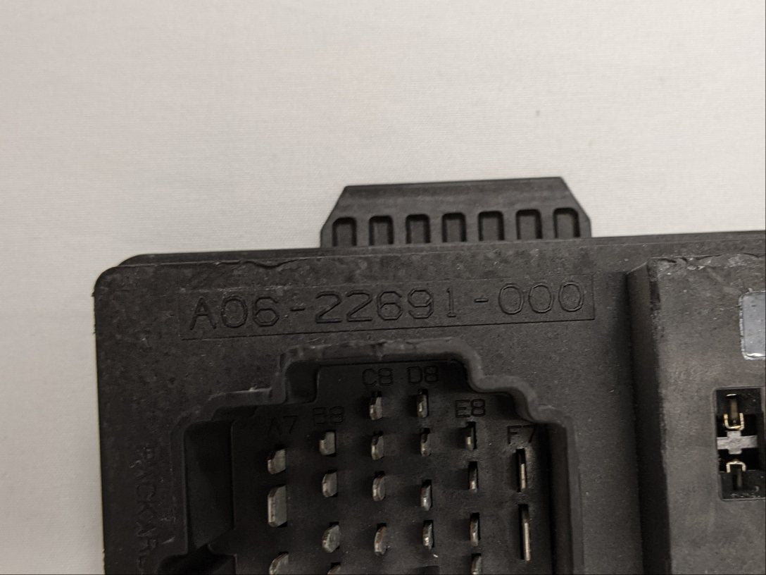 Freightliner Coronado, Columbia PDM Main Power Module - P/N A06-33254-001 (6595108765782)